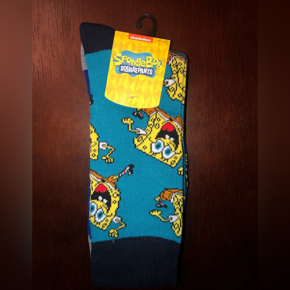 SPONGEBOB SQUAREPANTS NOVELTY CREW SOCKS NWT MEN’S SHOE SIZE 8-12